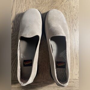 Aerosole “Day Slippers” Khaki vented Leather CLEARANCE - ANY 2 PAIRS OF SHOES